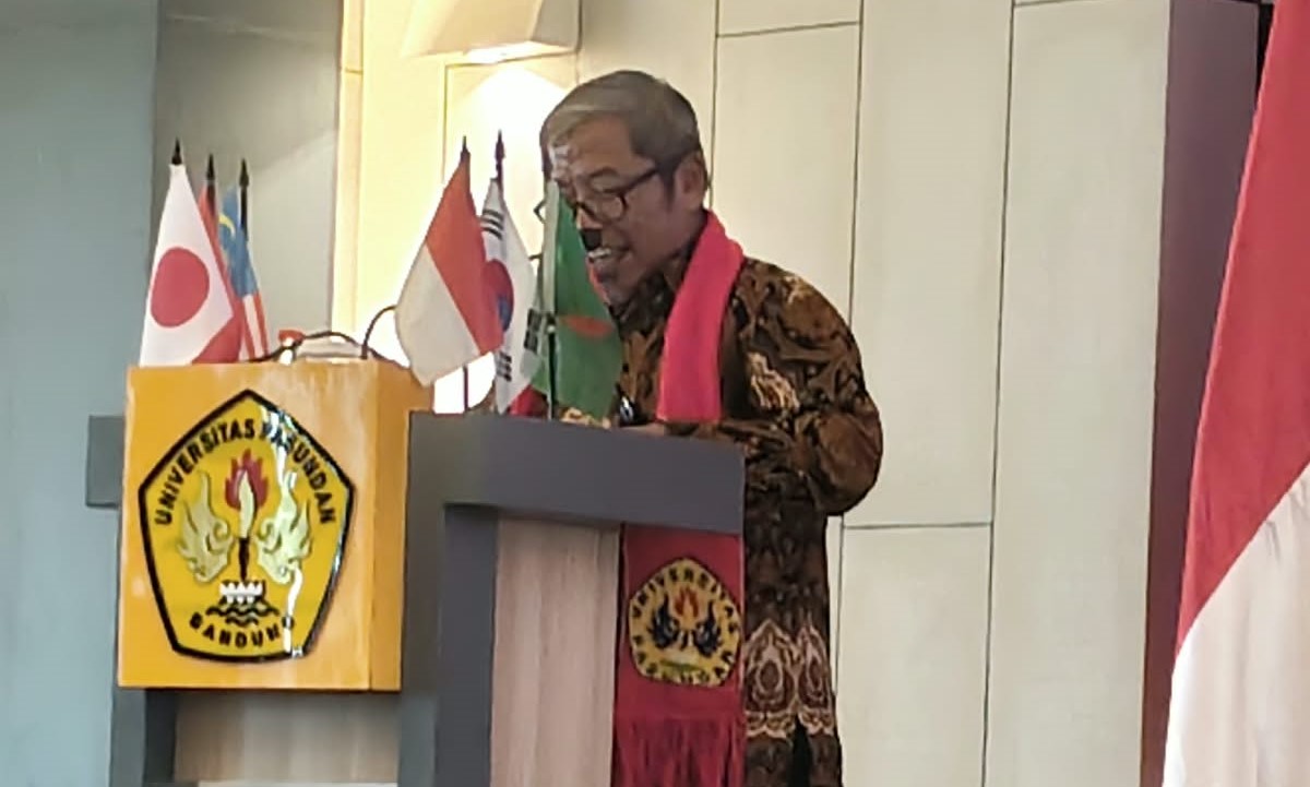 Menghadapi Era AI: Dirjen Kemnaker Prof. Sugeng Heri Suseno Ajak Mahasiswa Jadi Talenta Adaptif Berbasis Skill dan Inovasi Menghadapi Era AI: Dirjen Kemnaker Prof. Sugeng Heri Suseno Ajak Mahasiswa Jadi Talenta Adaptif Berbasis Skill dan Inovasi